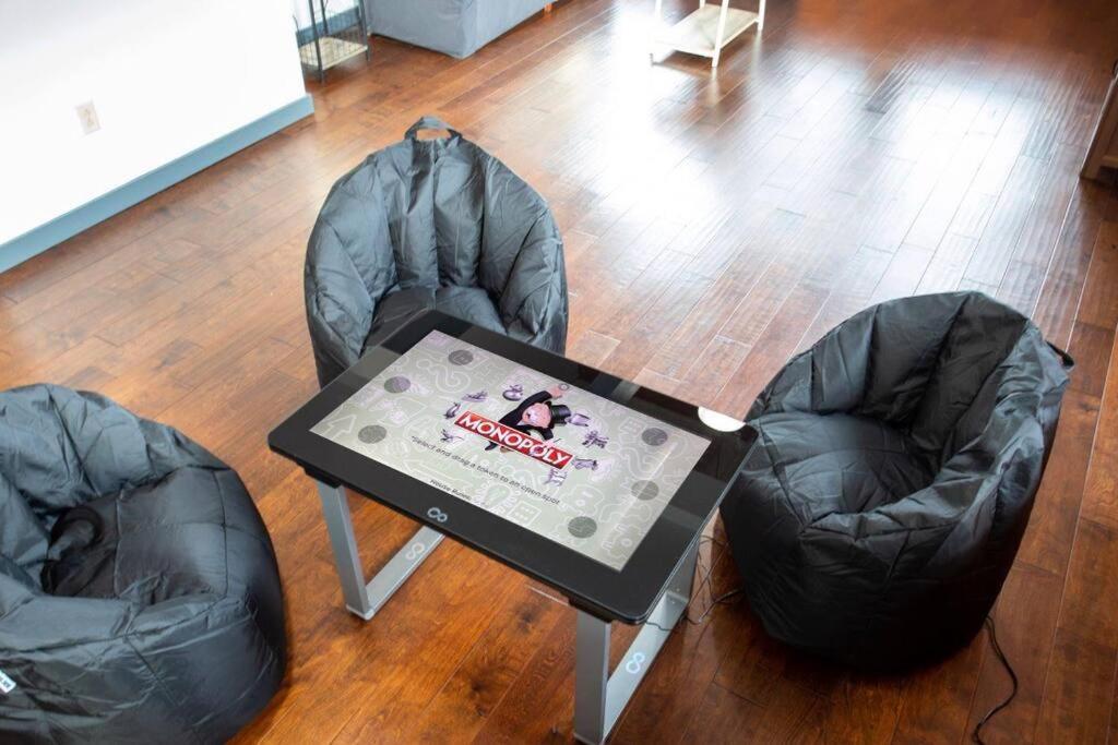 فيلا Centric Modern Loft W/ King Beds & Smart Gametable روتشستر المظهر الخارجي الصورة