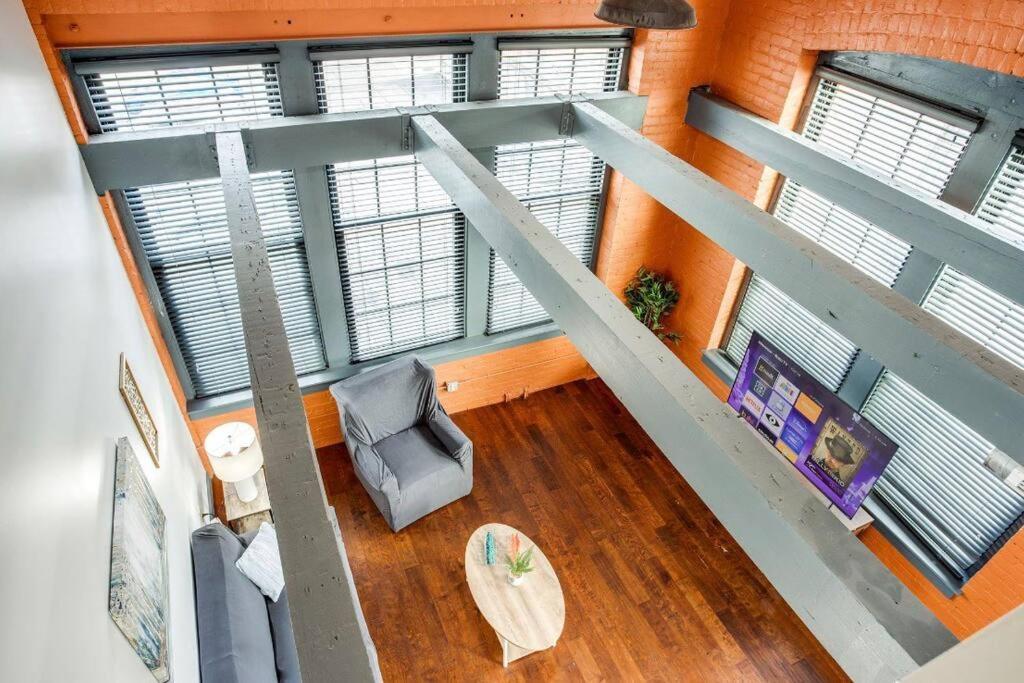 فيلا Centric Modern Loft W/ King Beds & Smart Gametable روتشستر المظهر الخارجي الصورة